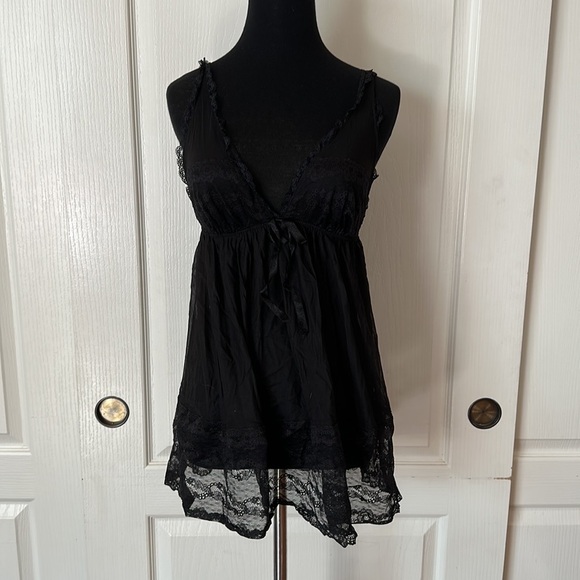 2011 VICTORIAS SECRET BLACK SHEER LACE TEDDY LINGERIE BABY DOLL - Picture 5 of 6